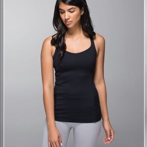 NWT. LULULEMON free to be tank *nulu